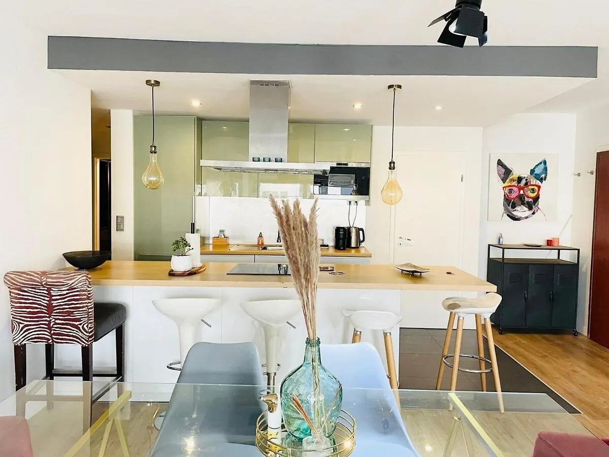 Apartment Lovely 2 Bedroom Flat With Balcony And Parking Luxembourg
